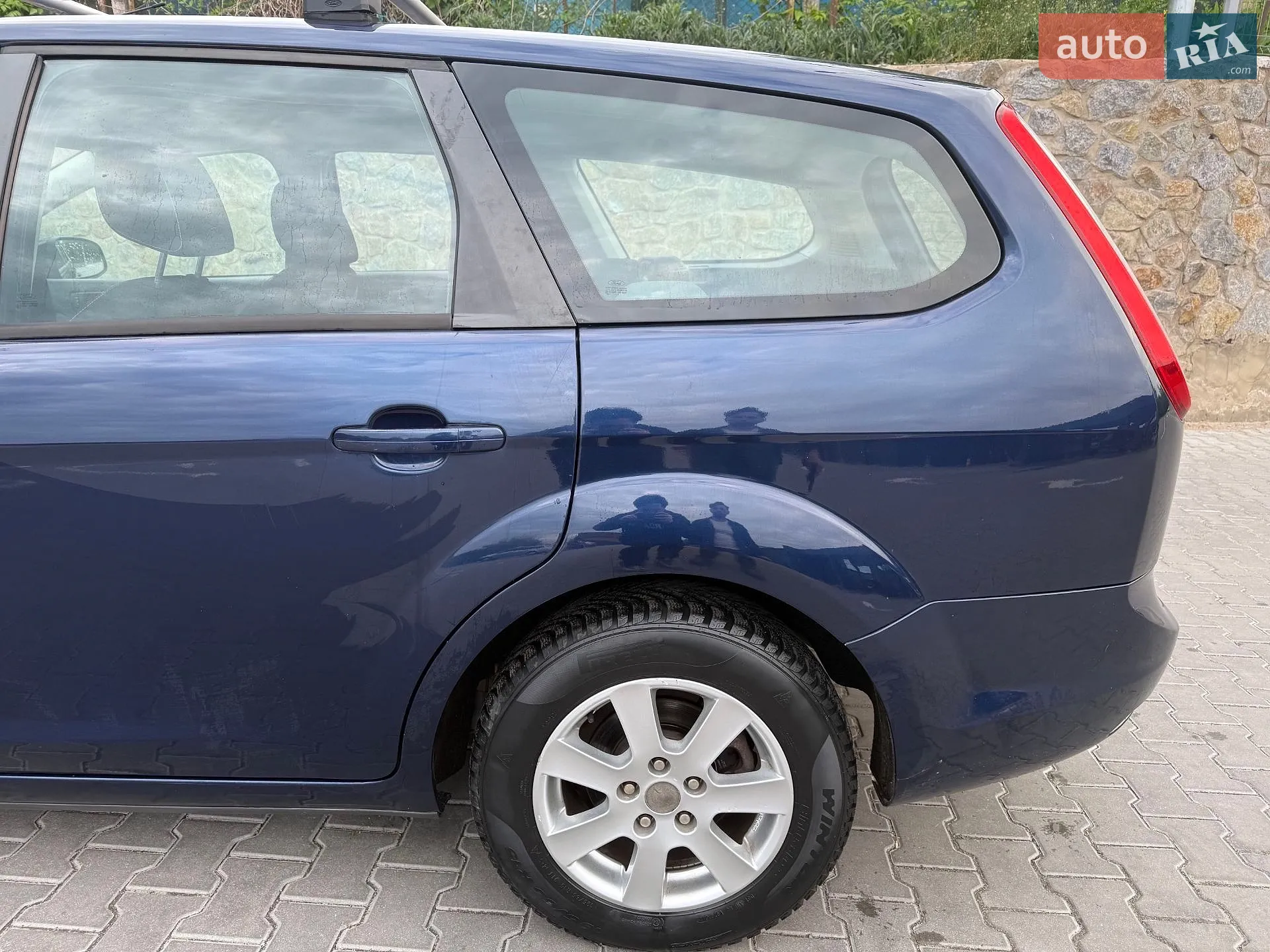 2010 Ford Focus - мініатюра 9