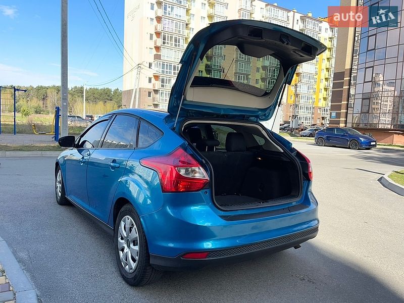Хэтчбек Ford Focus 2011 в Чернигове