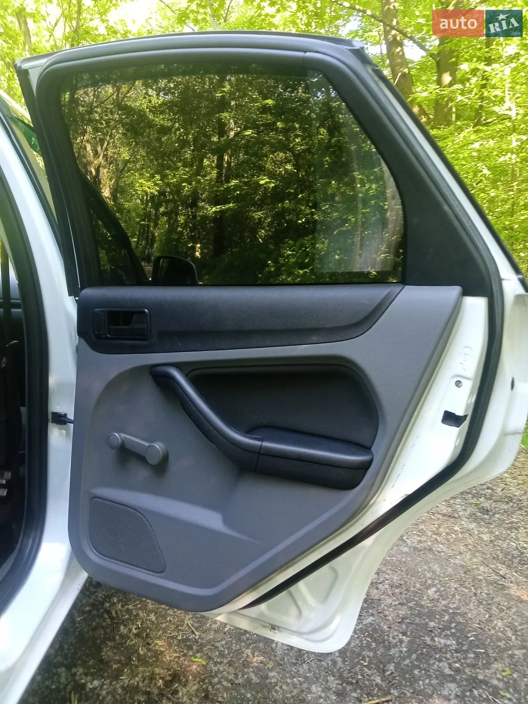 2011 Ford Focus - мініатюра 13