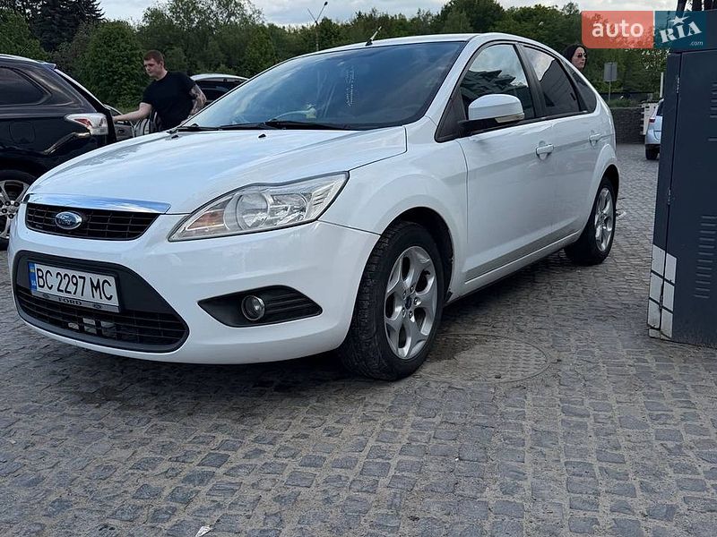 Хэтчбек Ford Focus 2010 в Львове