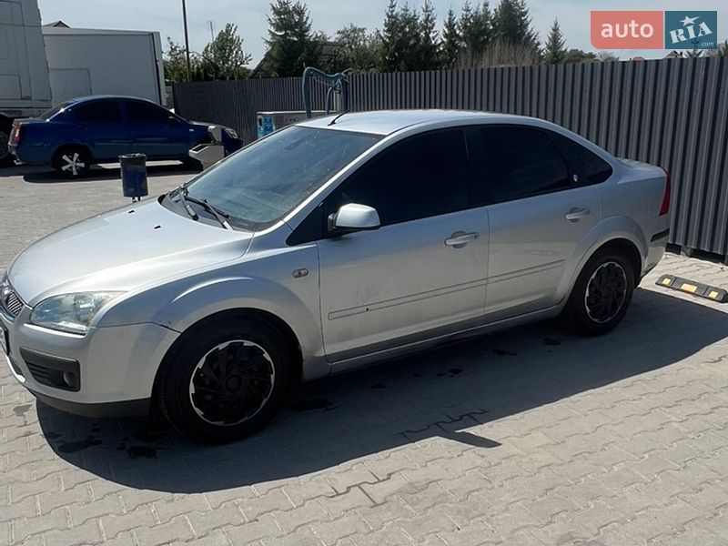 Седан Ford Focus 2005 в Теофіполі
