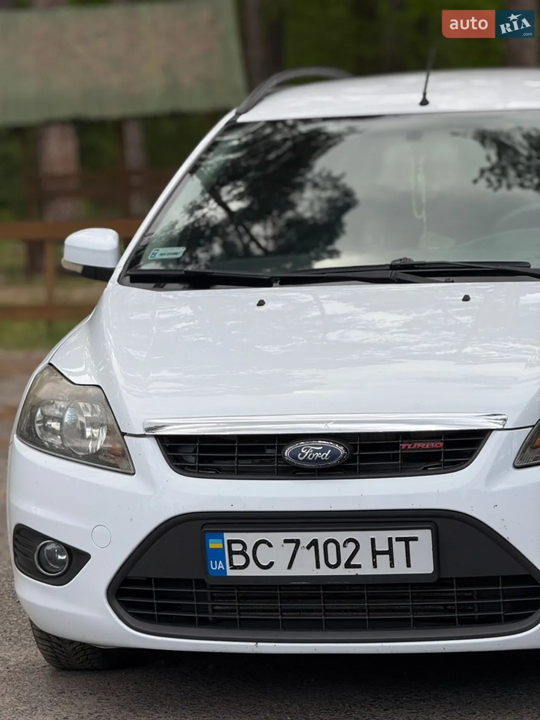 2010 Ford Focus - мініатюра 2