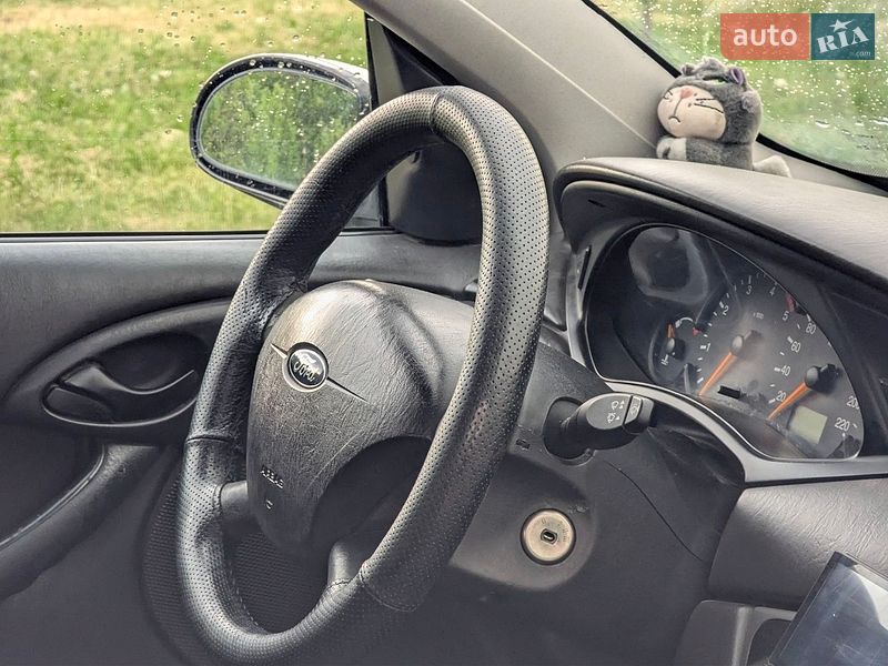 Хэтчбек Ford Focus 2004 в Ивано-Франковске фото 12 Хэтчбек Ford Focus 2004 в Ивано-Франковске