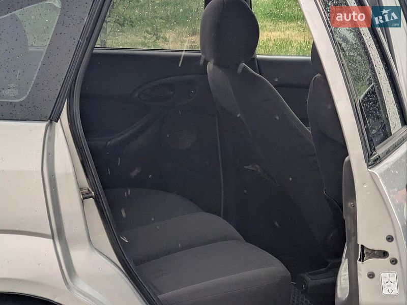 Хэтчбек Ford Focus 2004 в Ивано-Франковске фото 10 Хэтчбек Ford Focus 2004 в Ивано-Франковске