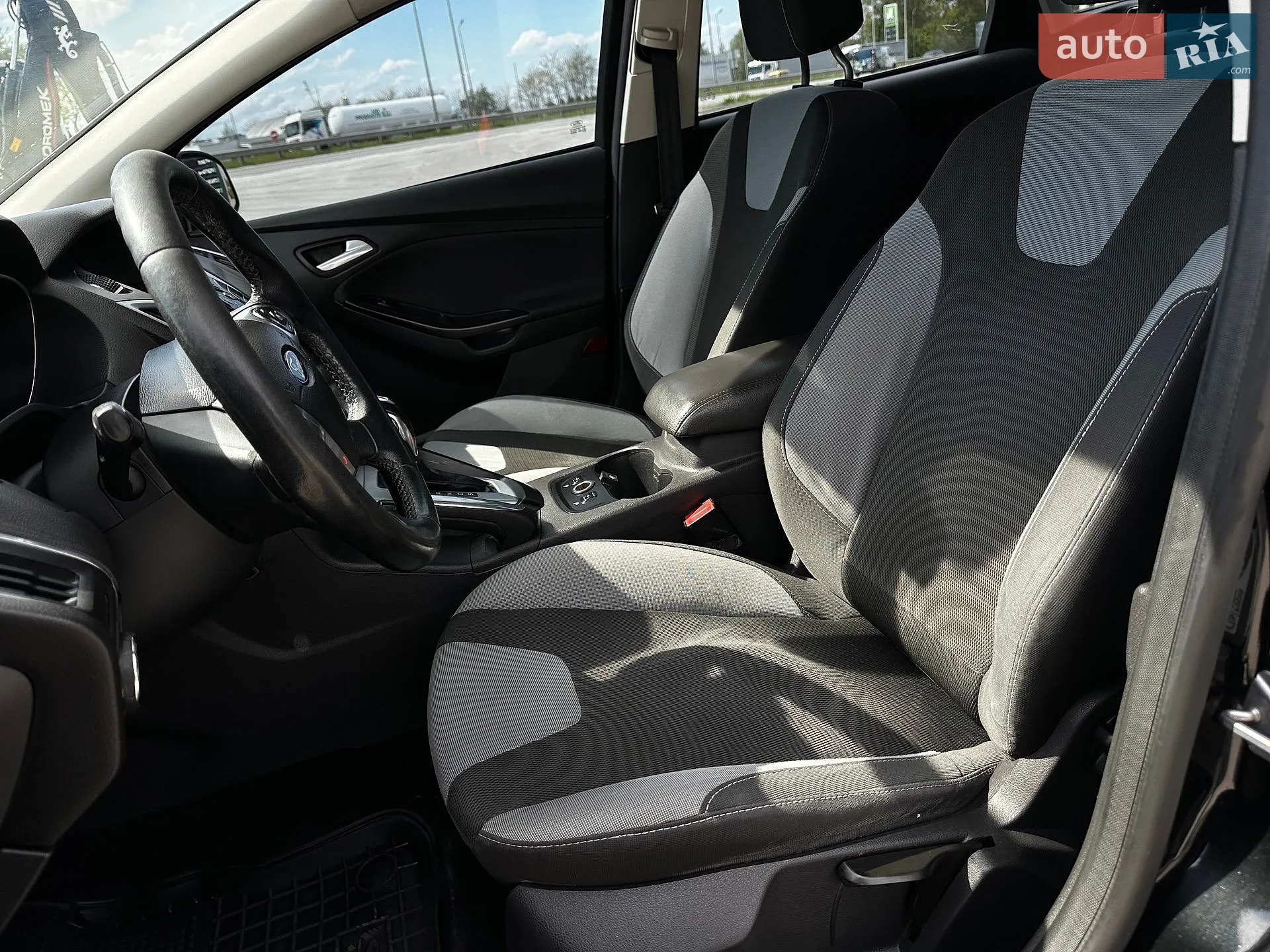 2011 Ford Focus - мініатюра 21