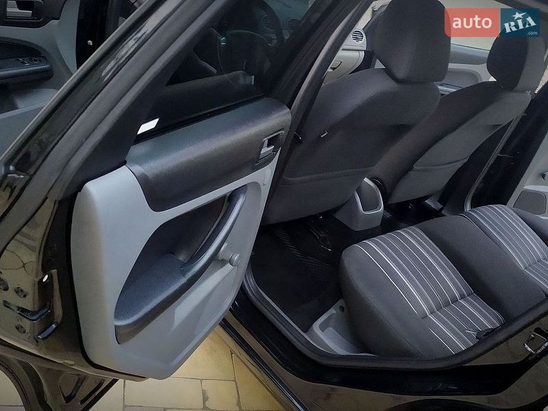Универсал Ford Focus 2008 в Кременчуге фото 203 Универсал Ford Focus 2008 в Кременчуге