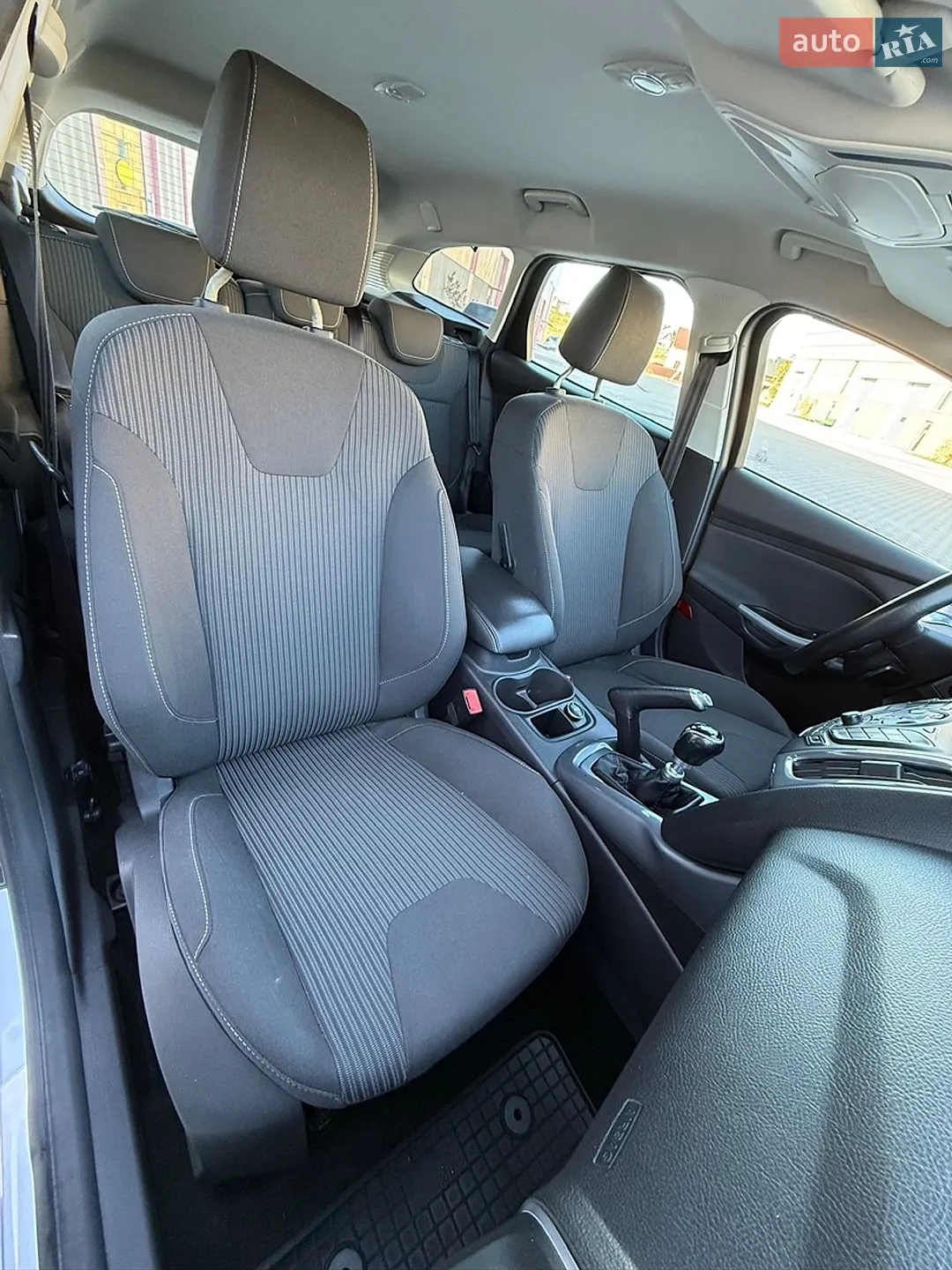 2012 Ford Focus - мініатюра 15