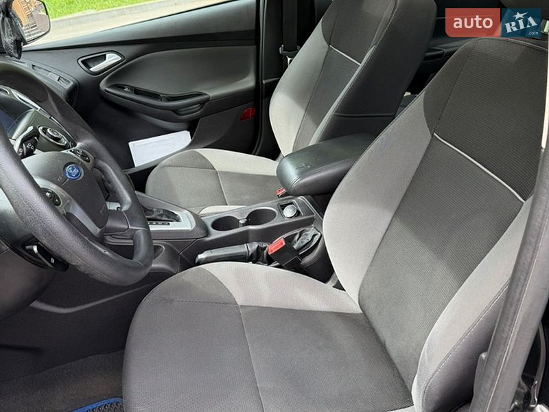Седан Ford Focus 2014 в Киеве