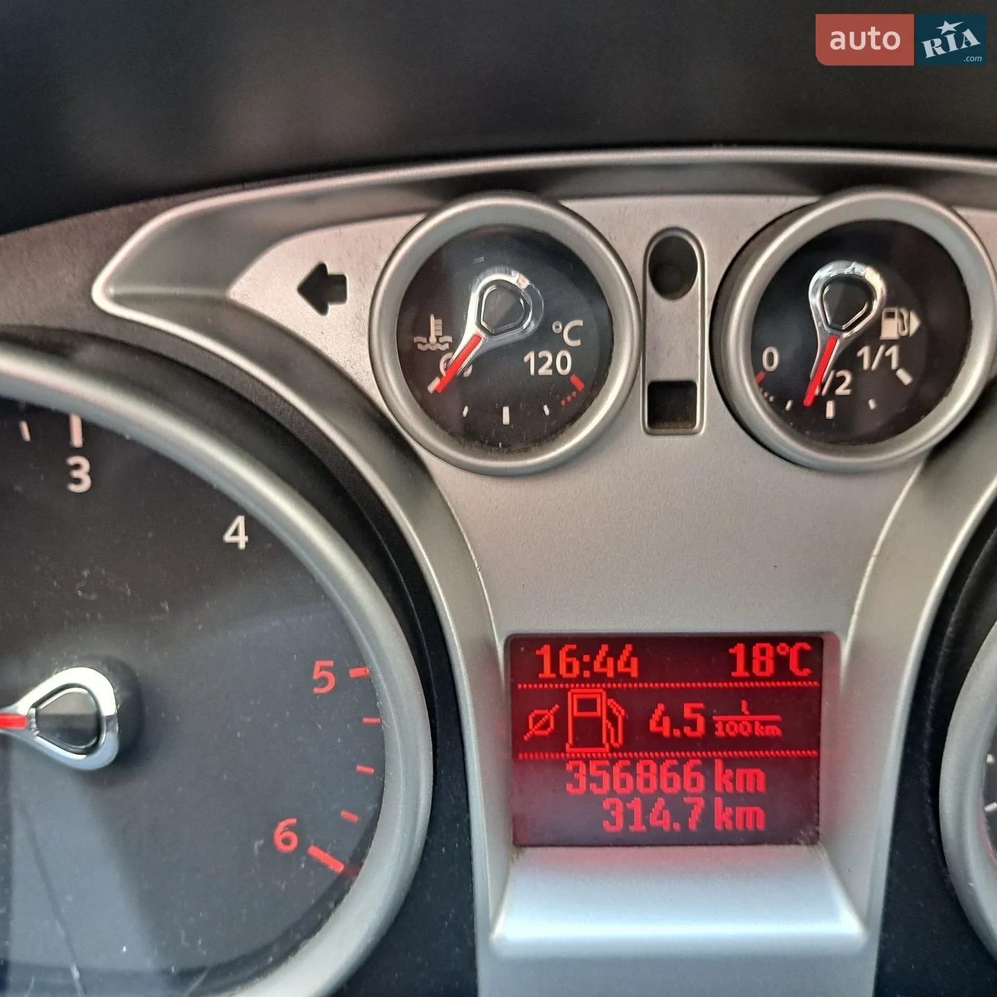 2010 Ford Focus - мініатюра 12