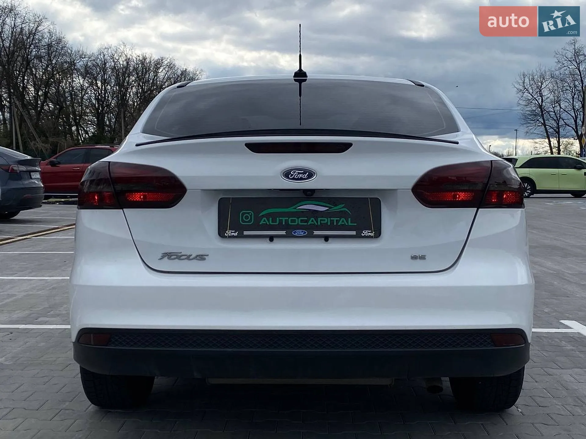 2017 Ford Focus - мініатюра 16