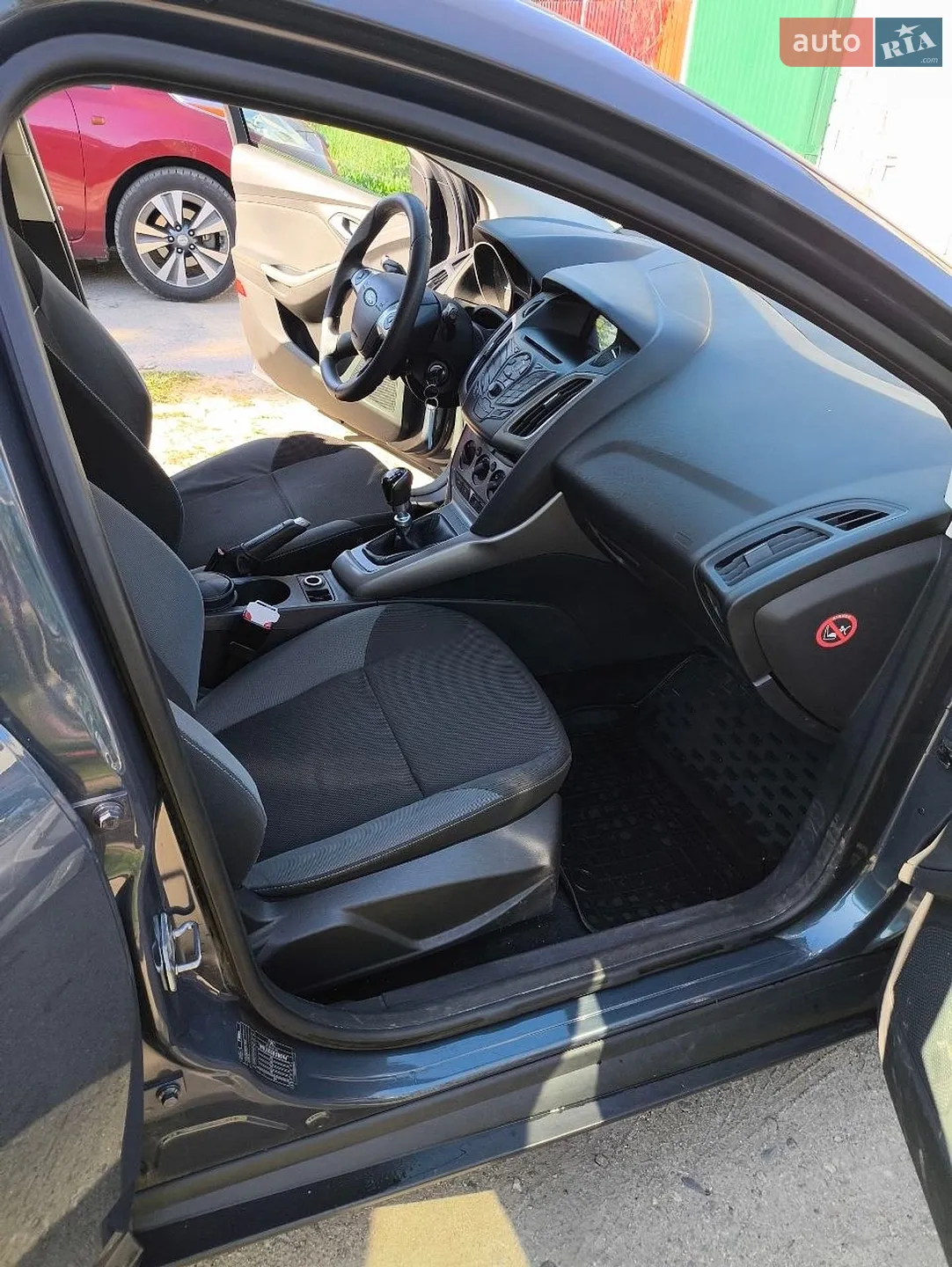 2011 Ford Focus - мініатюра 10