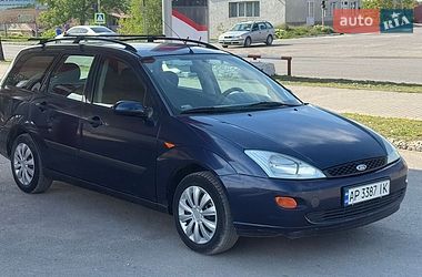 Універсал Ford Focus 2000 в Волочиську