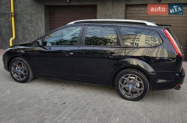 Універсал Ford Focus 2010 в Тернополі