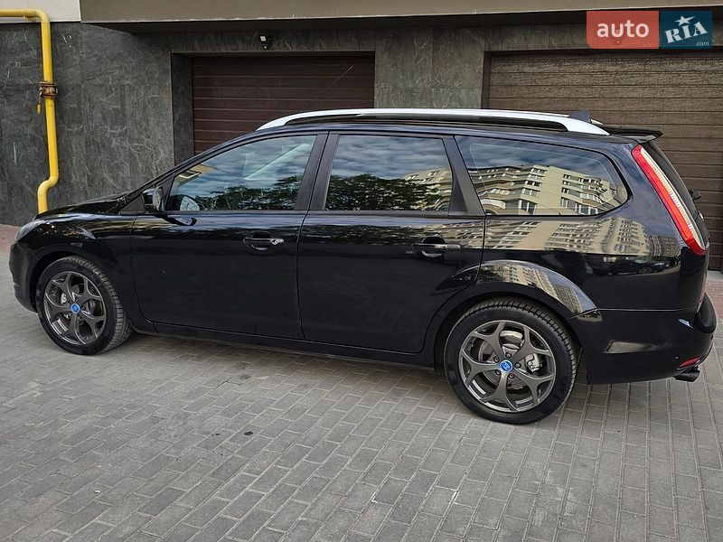 Універсал Ford Focus 2010 в Тернополі