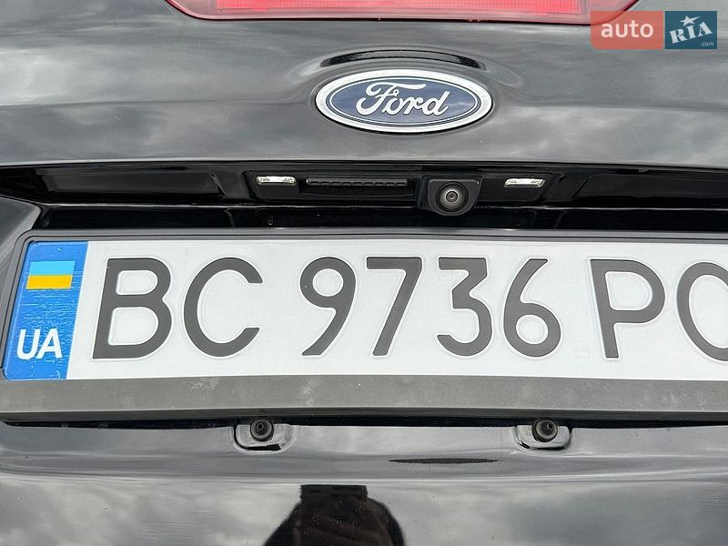 Седан Ford Focus 2017 в Львові