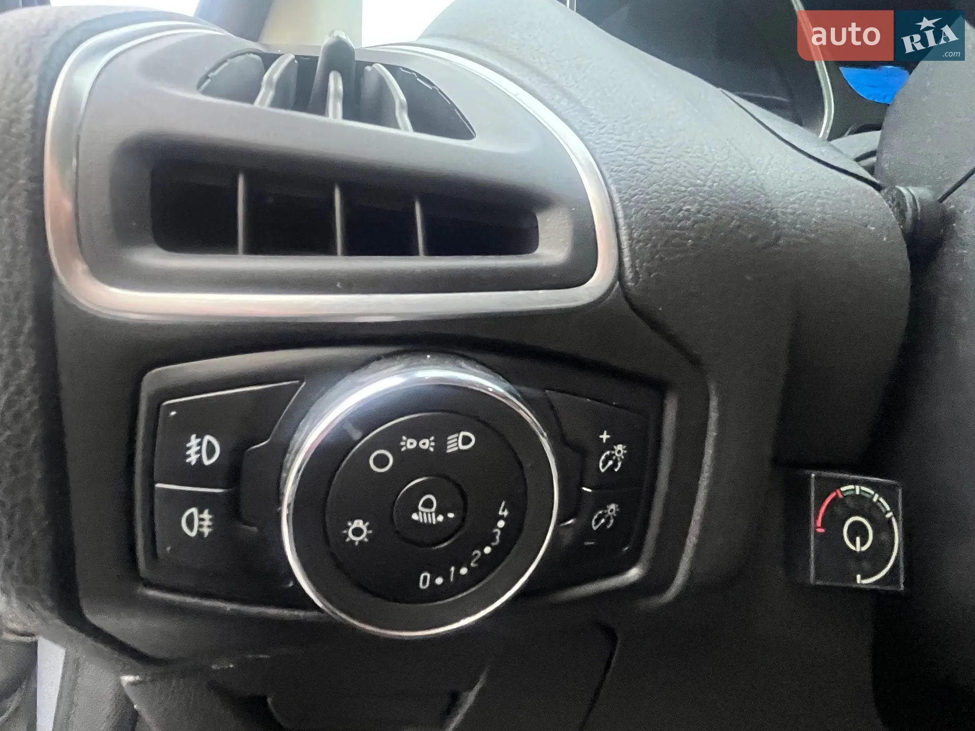 2013 Ford Focus - мініатюра 13