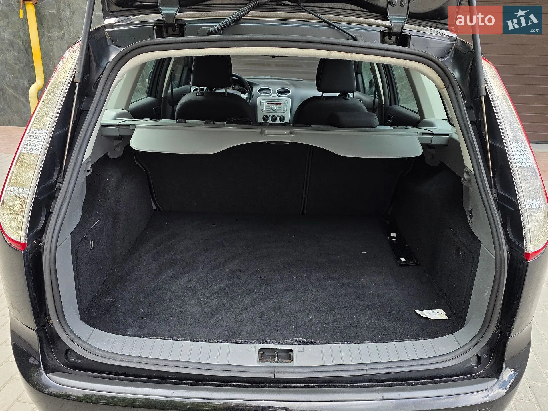 2010 Ford Focus - мініатюра 32