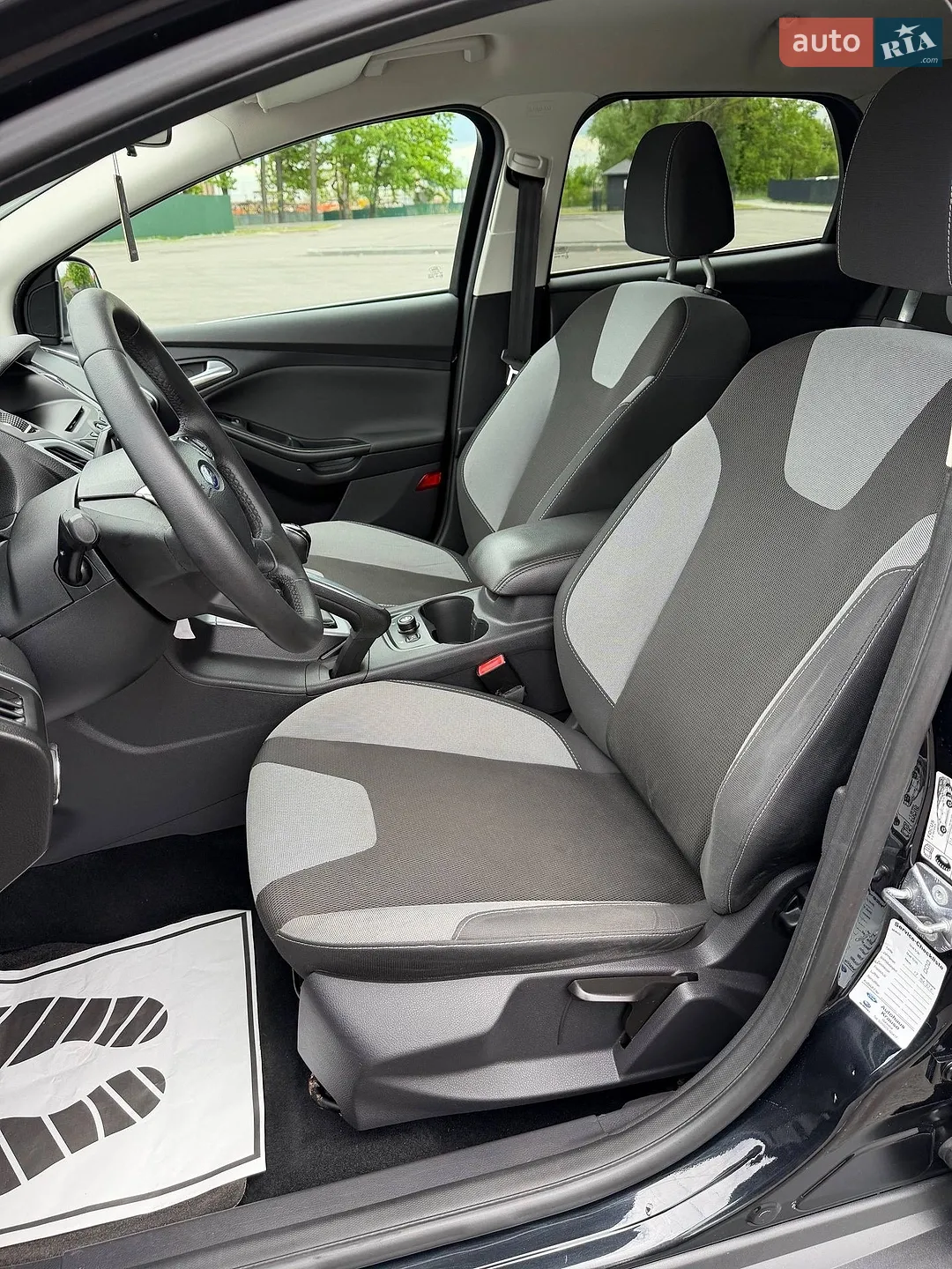 2012 Ford Focus - мініатюра 9