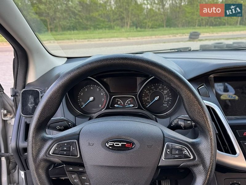 Хэтчбек Ford Focus 2015 в Львове фото 21 Хэтчбек Ford Focus 2015 в Львове