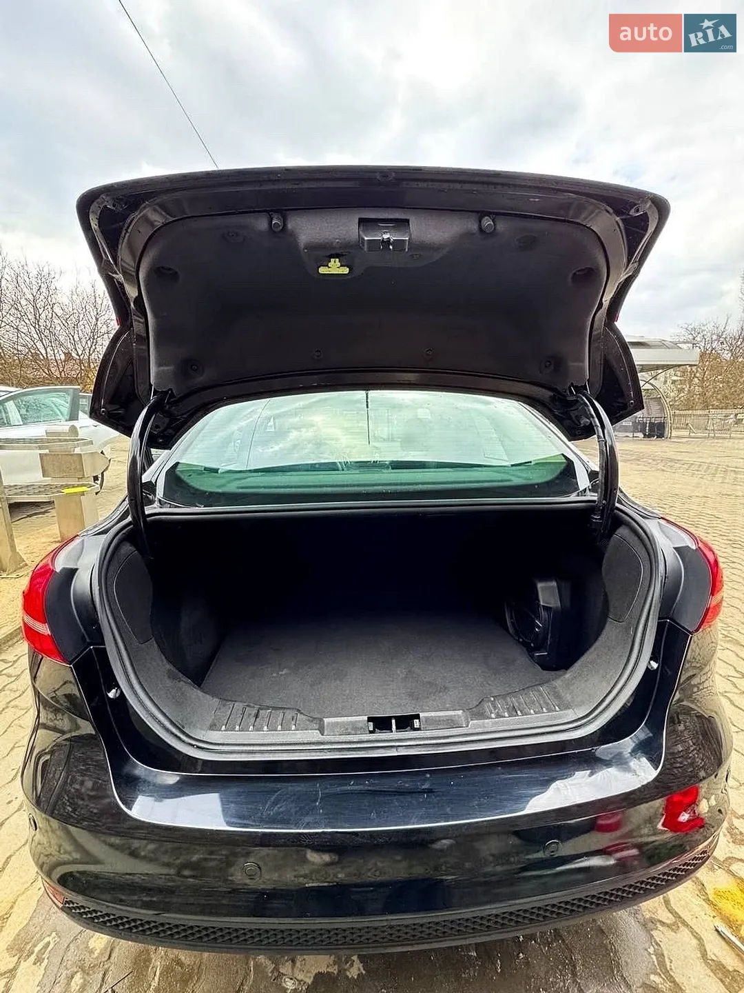 2017 Ford Focus - мініатюра 15
