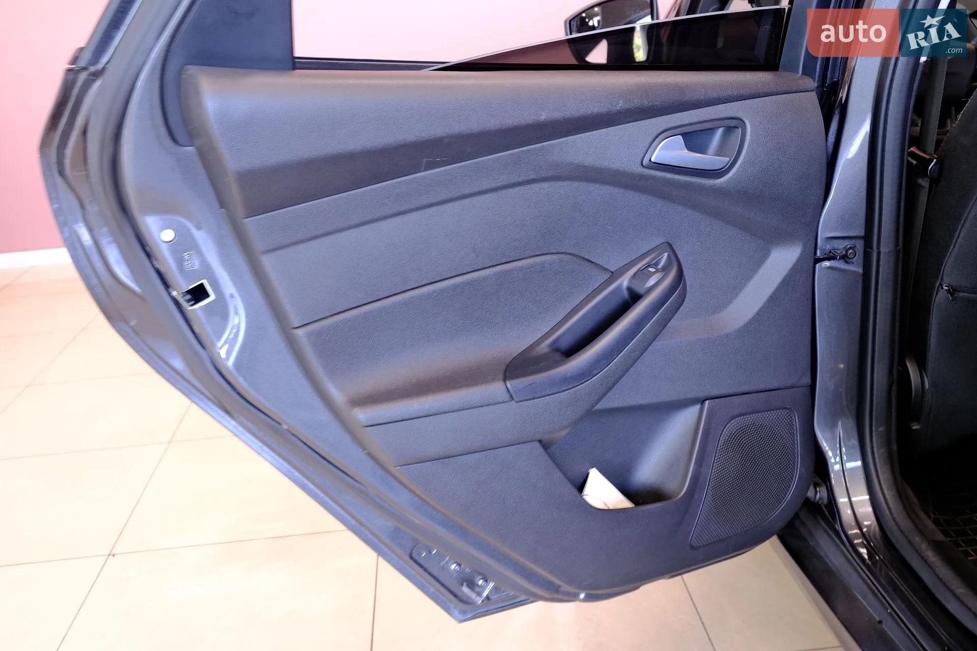 2016 Ford Focus - мініатюра 28