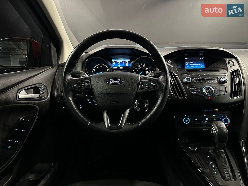 Хэтчбек Ford Focus 2017 в Одессе