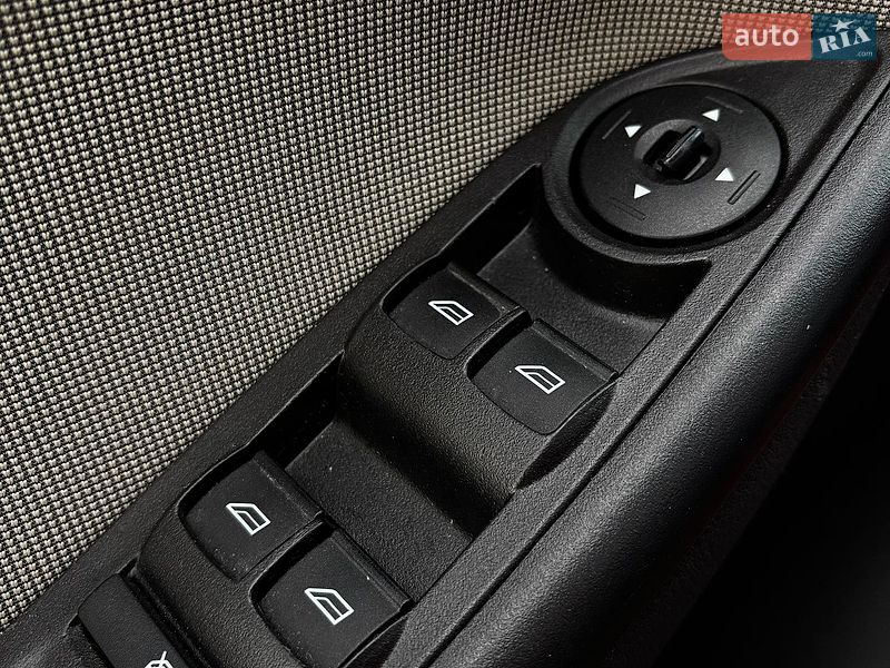 Седан Ford Focus 2014 в Білогородці фото 26 Седан Ford Focus 2014 в Білогородці