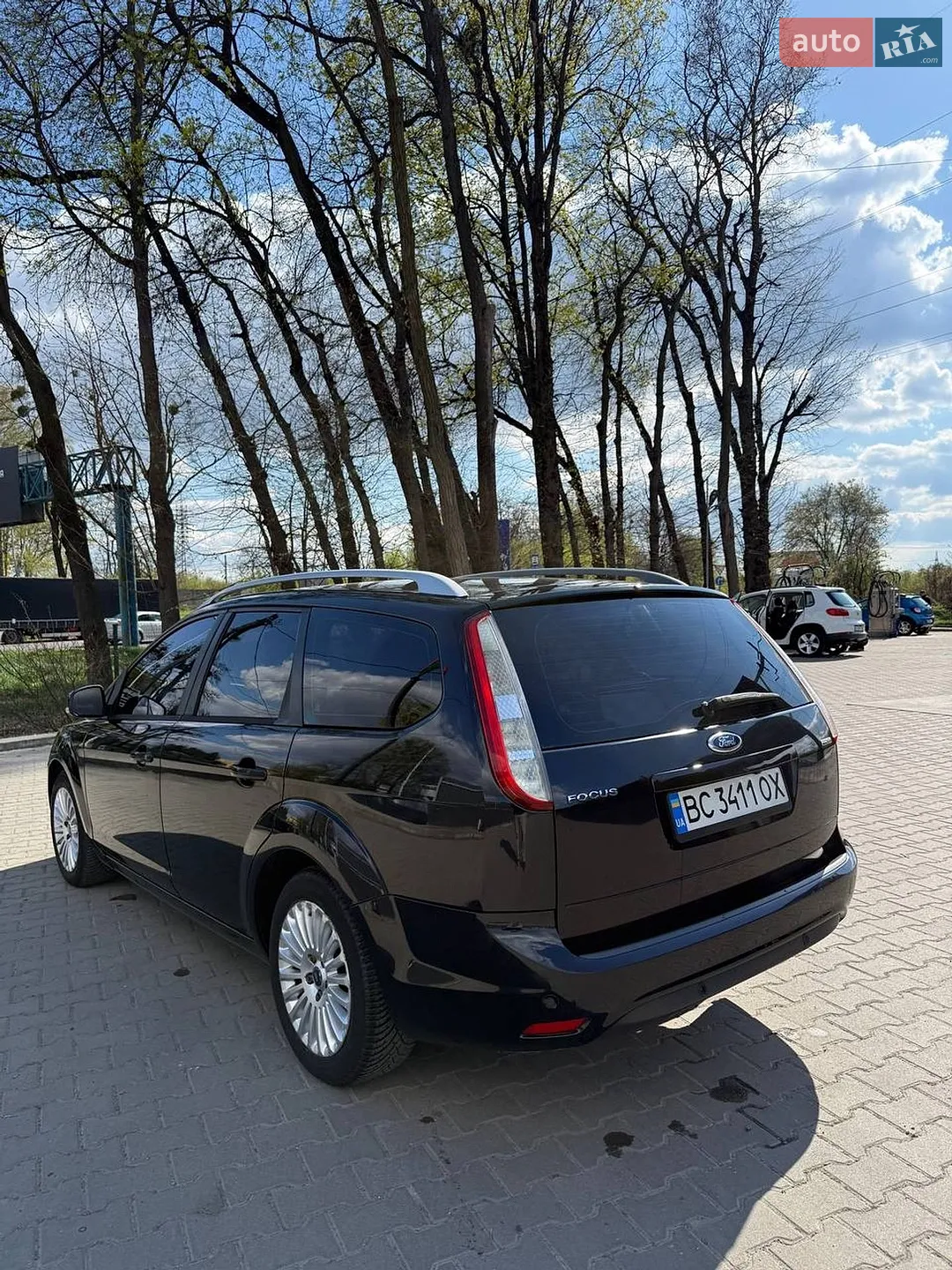2010 Ford Focus - мініатюра 6