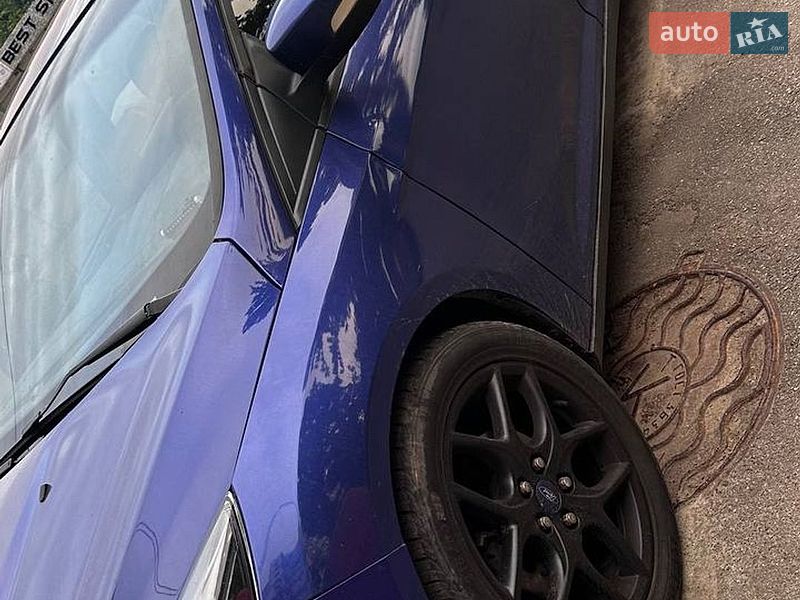 Седан Ford Focus 2015 в Києві