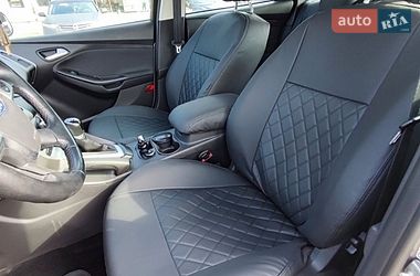 Хэтчбек Ford Focus 2014 в Киеве фото 6 Хэтчбек Ford Focus 2014 в Киеве