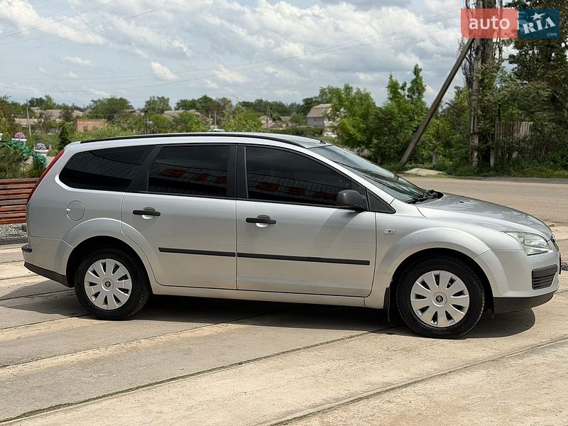 Универсал Ford Focus 2005 в Новом Буге фото 6 Универсал Ford Focus 2005 в Новом Буге
