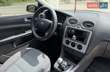 Универсал Ford Focus 2005 в Новом Буге фото 10 Универсал Ford Focus 2005 в Новом Буге