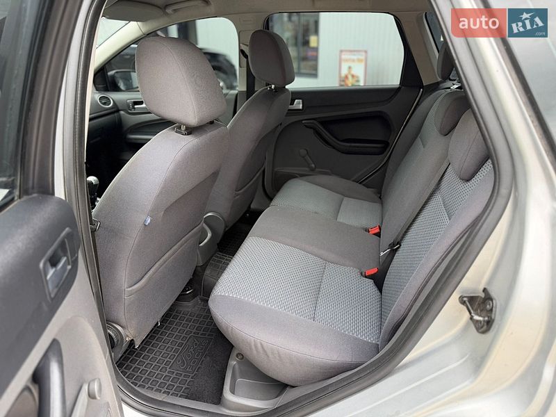 Универсал Ford Focus 2005 в Новом Буге фото 13 Универсал Ford Focus 2005 в Новом Буге