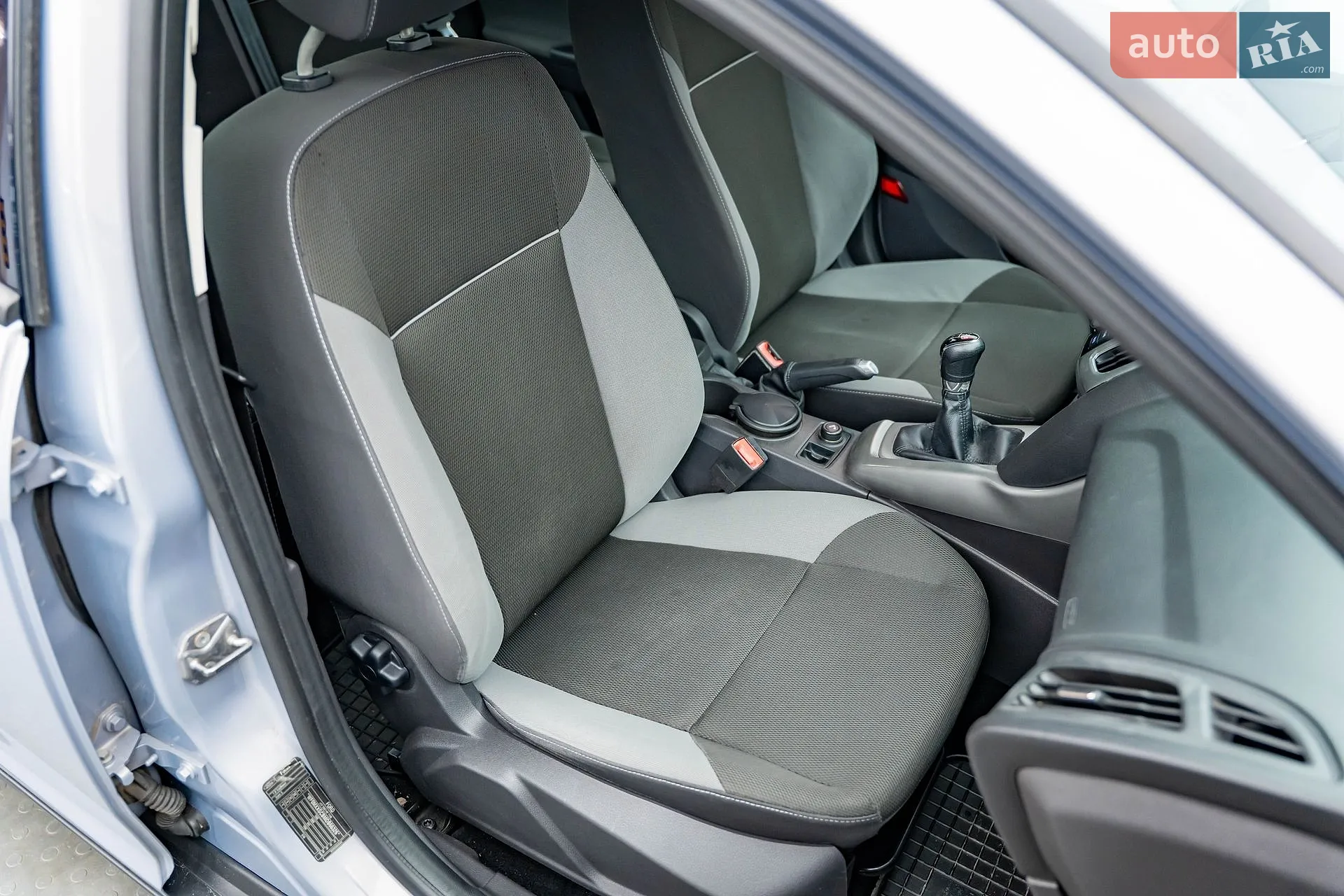 2013 Ford Focus - мініатюра 21