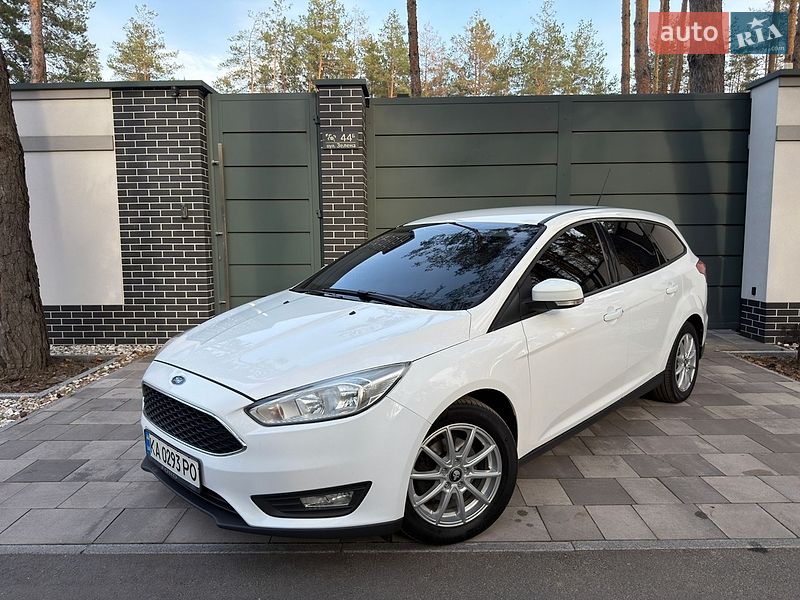 Универсал Ford Focus 2016 в Новомосковске фото Универсал Ford Focus 2016 в Новомосковске