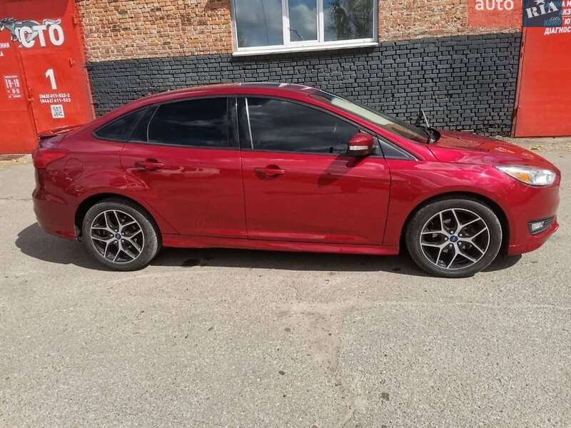 Седан Ford Focus 2016 в Киеве