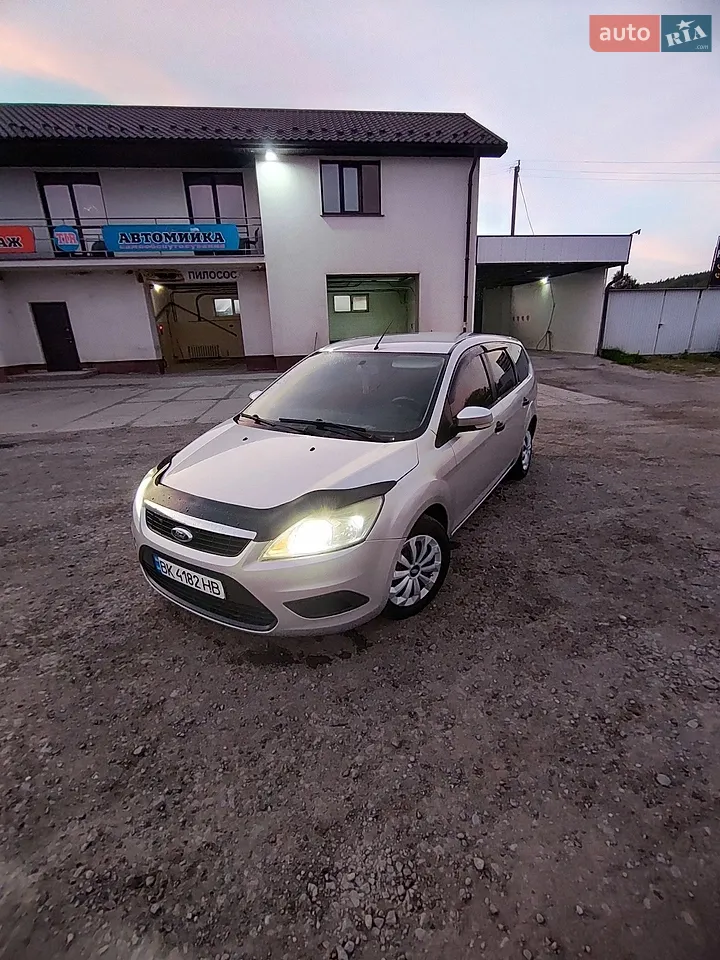 2010 Ford Focus - мініатюра 14