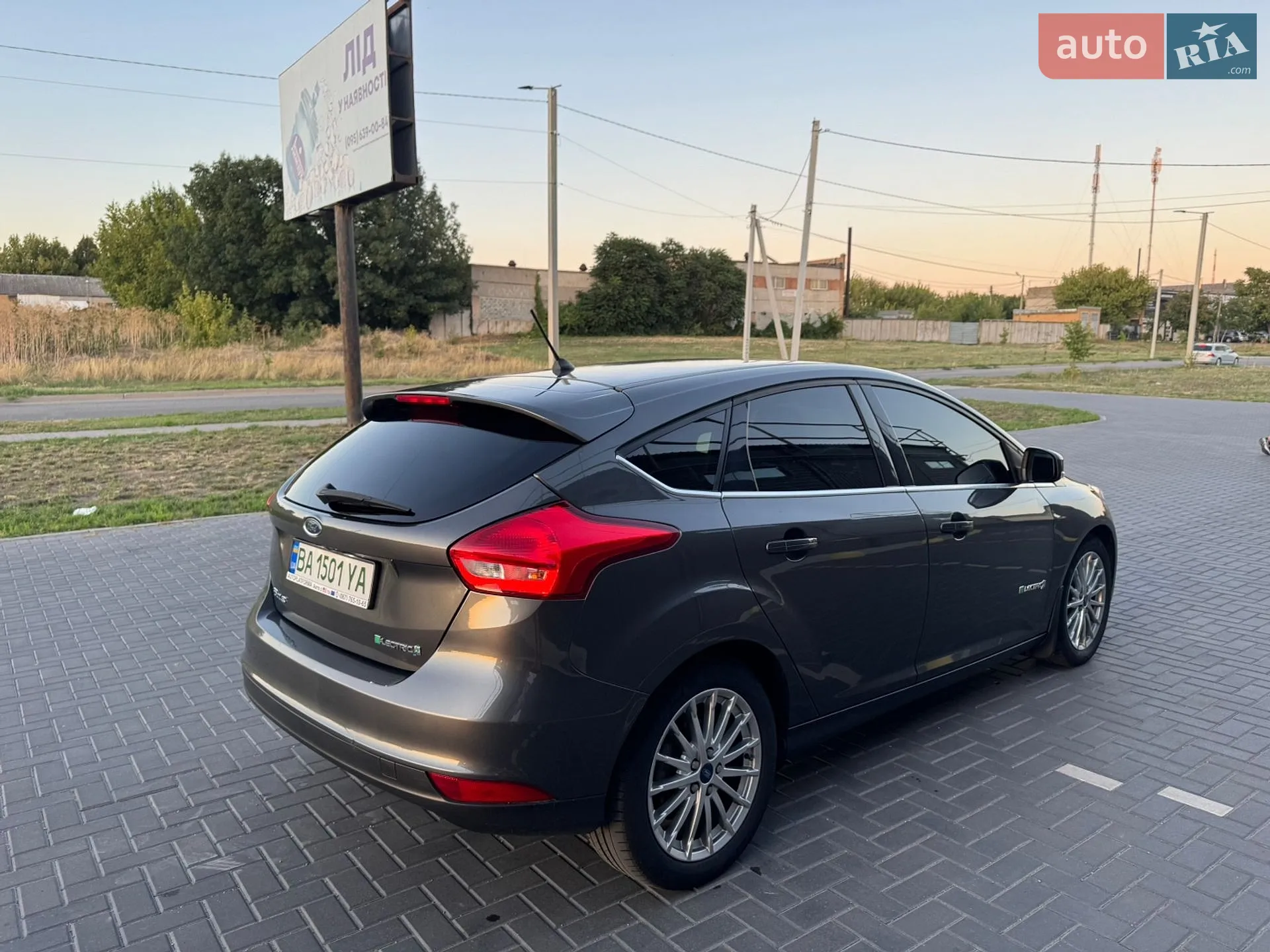 2017 Ford Focus - мініатюра 8