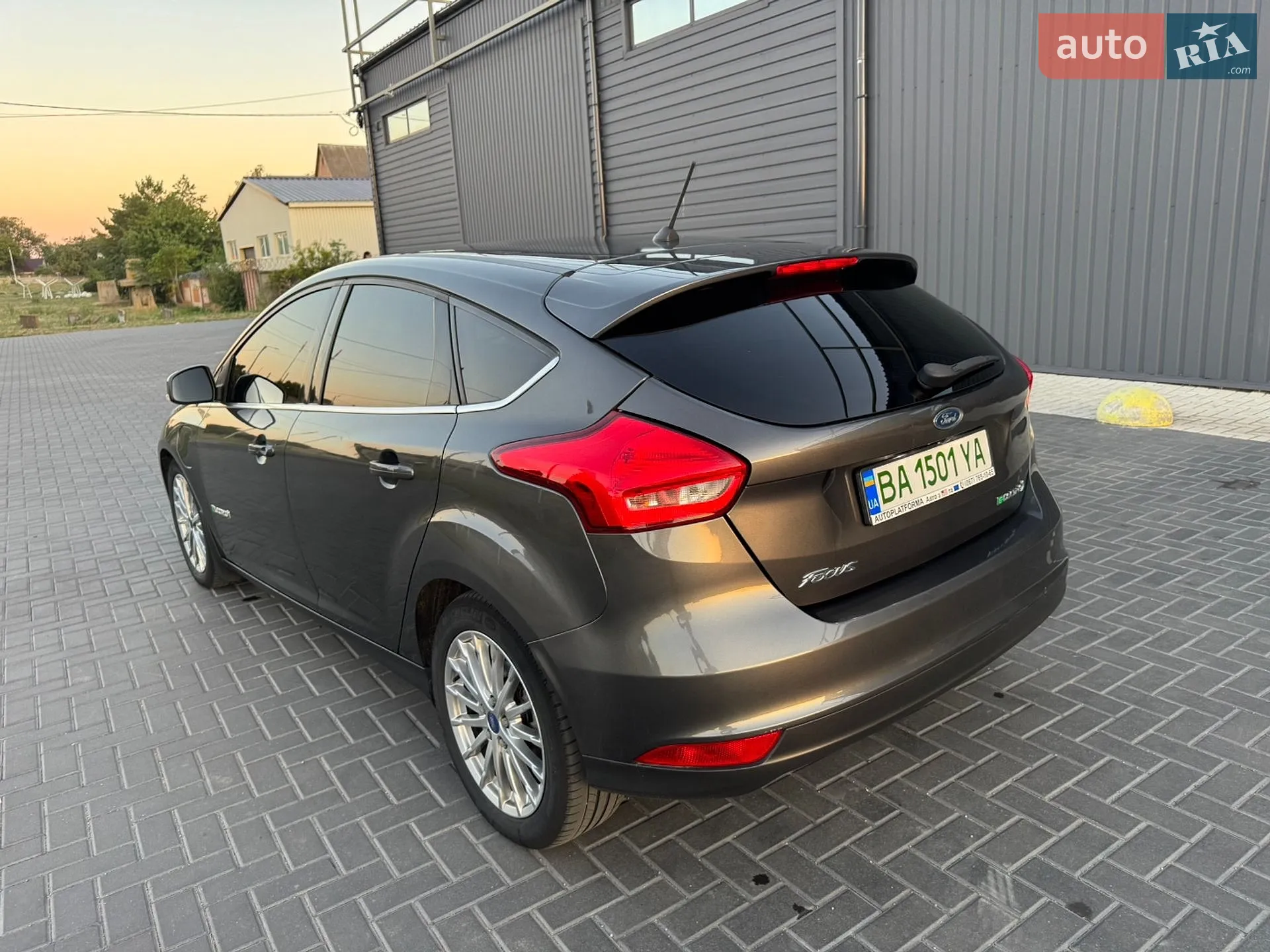 2017 Ford Focus - мініатюра 10