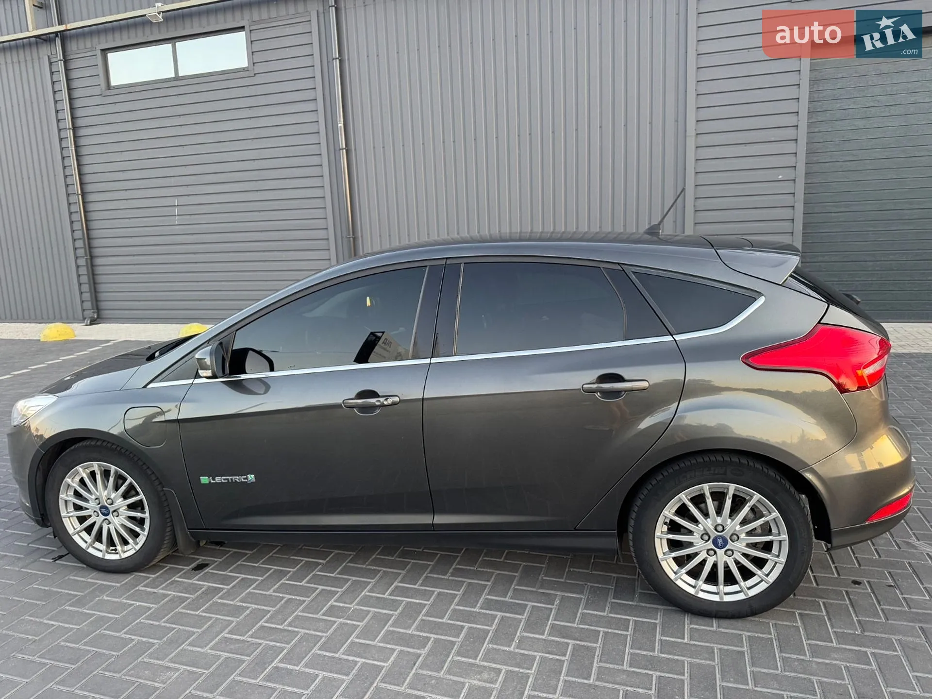 2017 Ford Focus - мініатюра 7