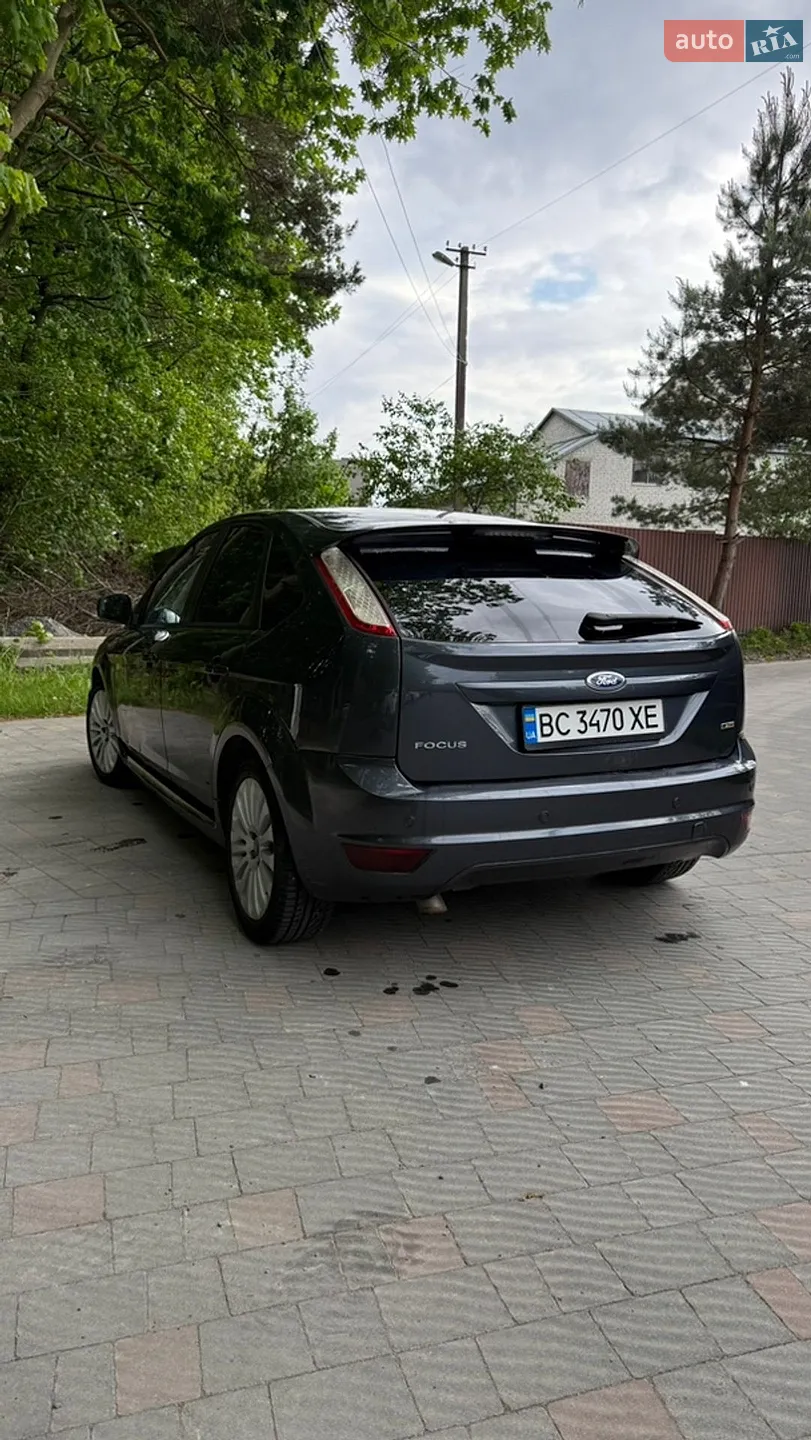 2010 Ford Focus - мініатюра 7