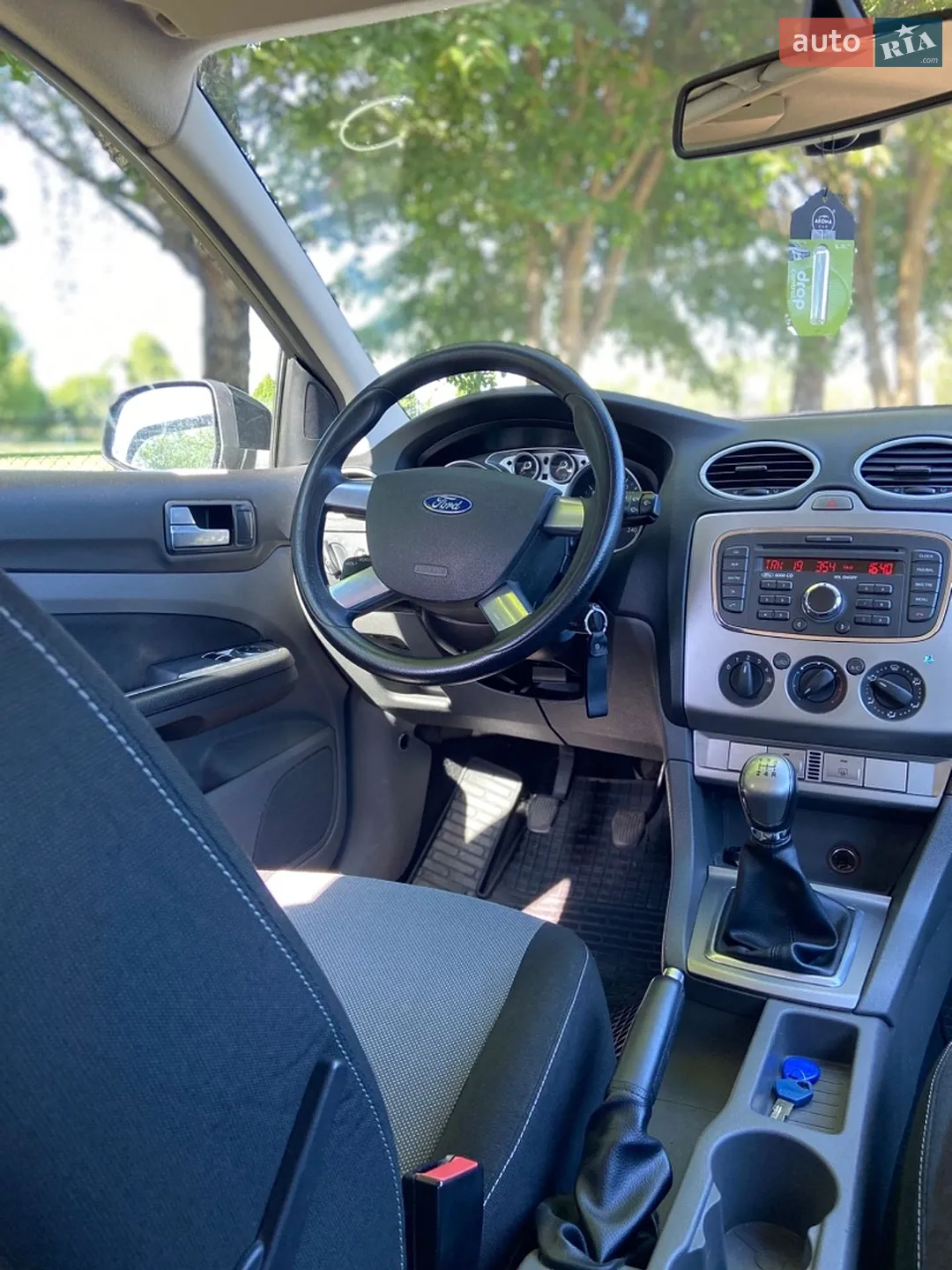 2010 Ford Focus - мініатюра 11