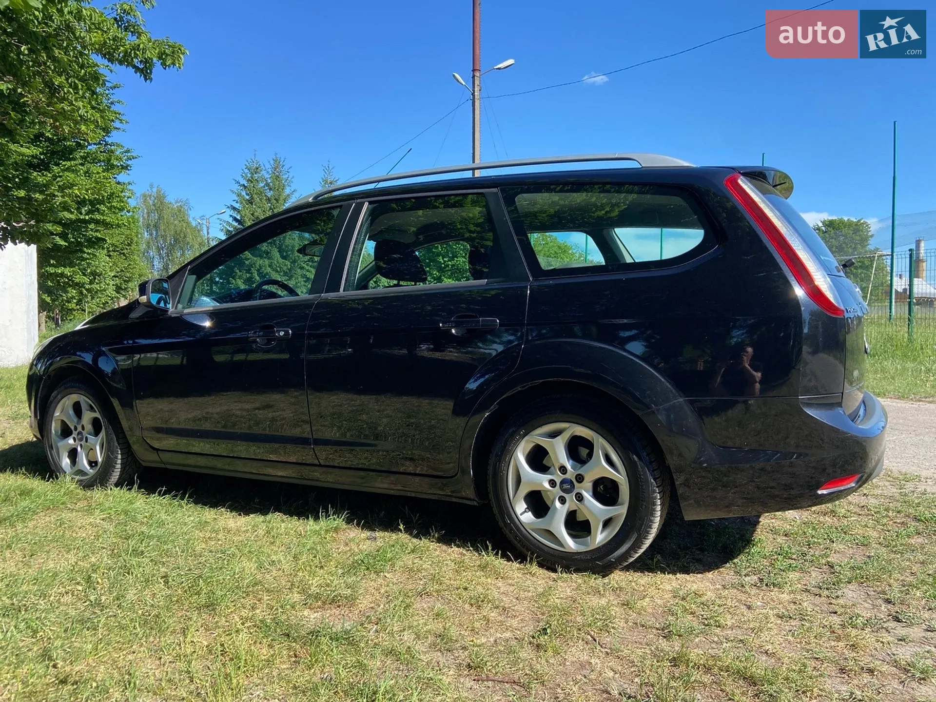 2010 Ford Focus - мініатюра 6