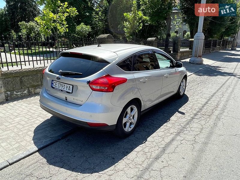 Хетчбек Ford Focus 2018 в Чернівцях