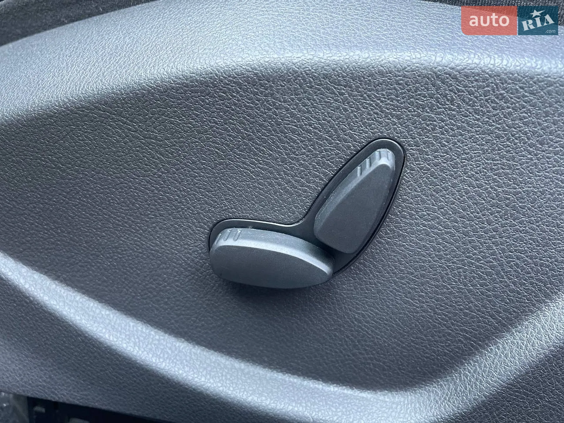 2018 Ford Focus - мініатюра 30
