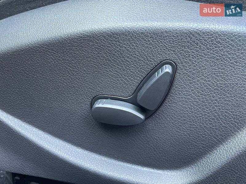 Хетчбек Ford Focus 2018 в Чернівцях
