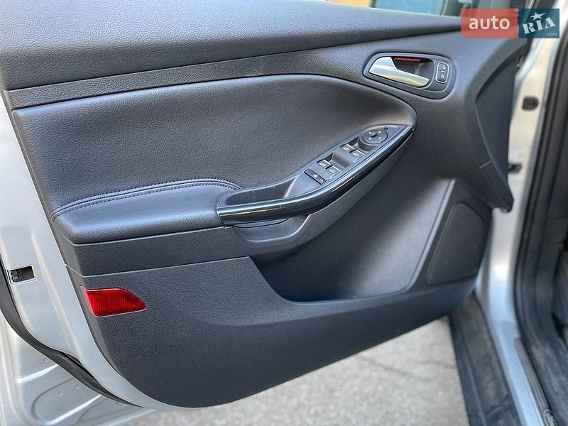 Хетчбек Ford Focus 2018 в Чернівцях