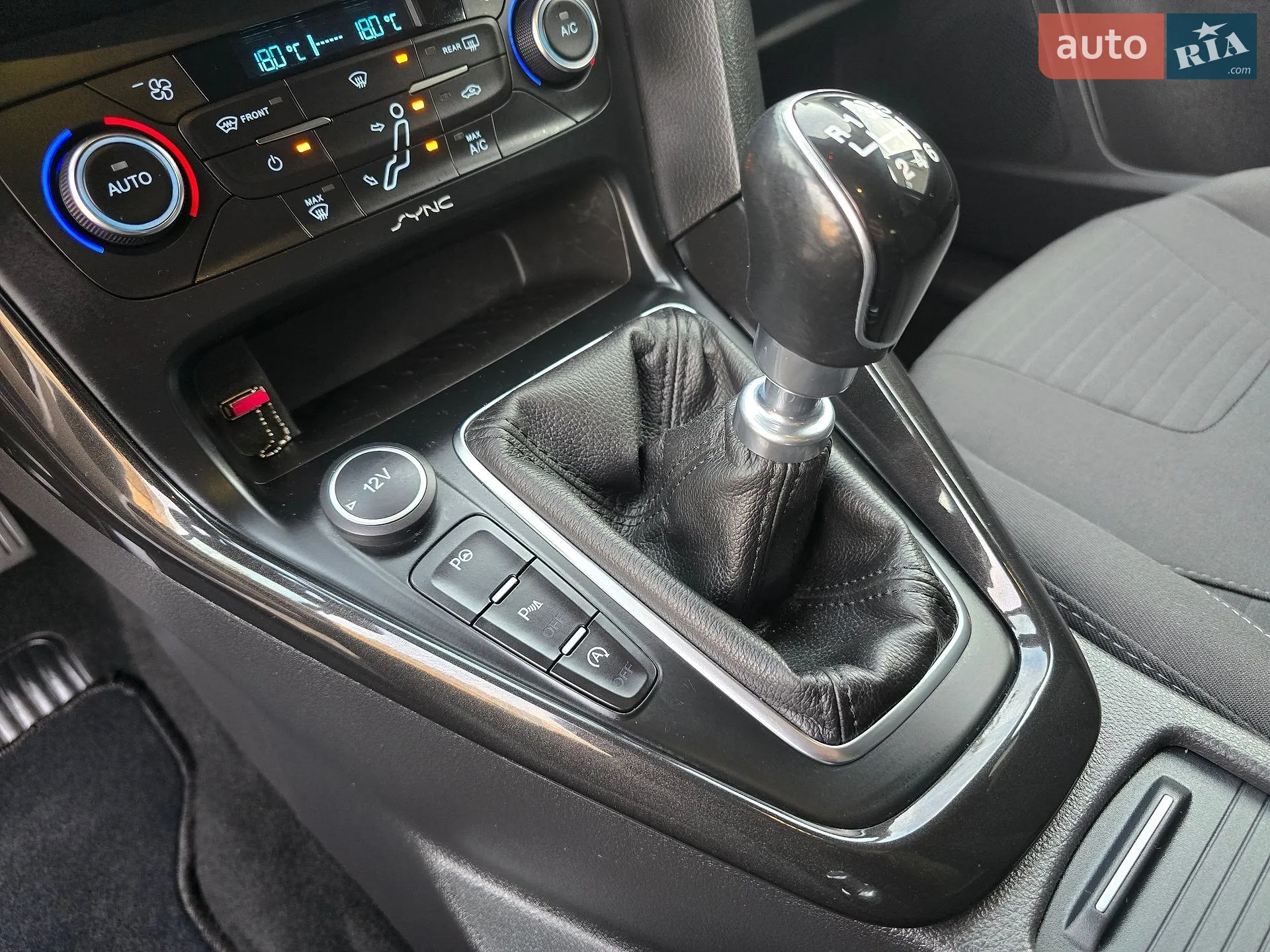 2015 Ford Focus - мініатюра 70