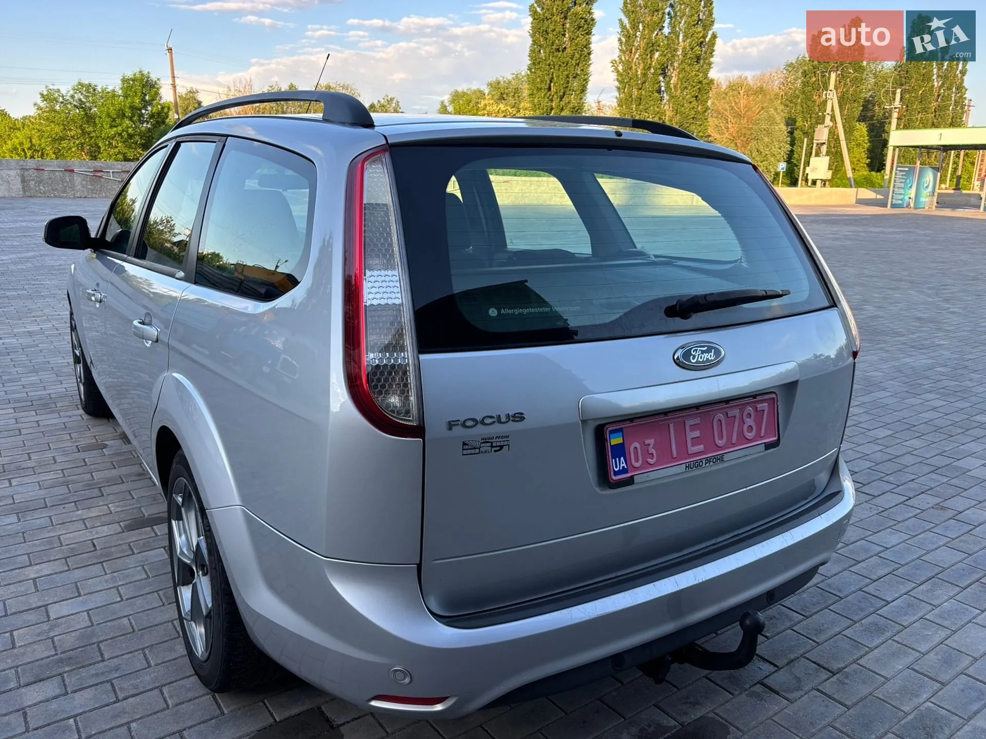 2010 Ford Focus - мініатюра 10