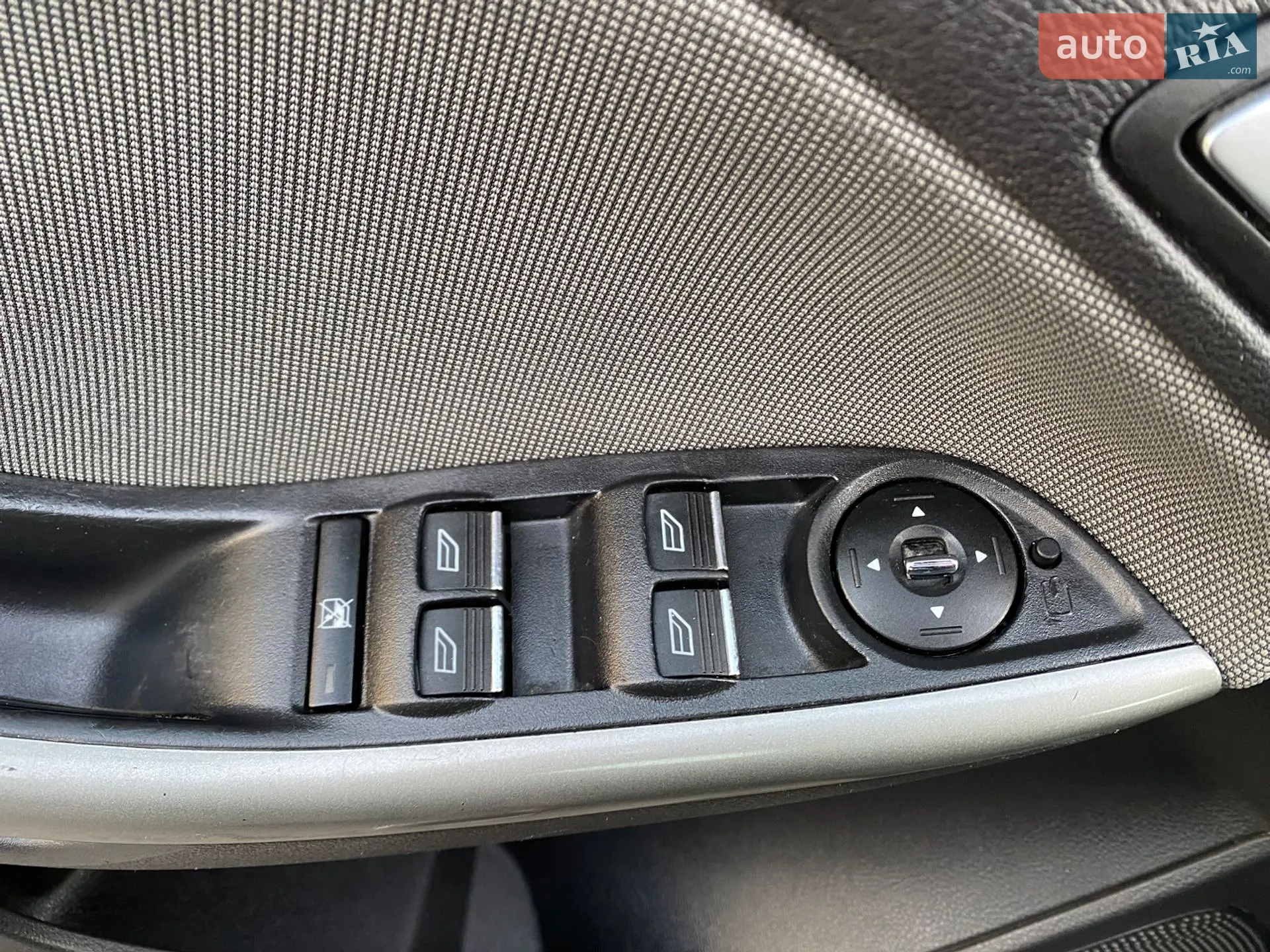 2012 Ford Focus - мініатюра 24